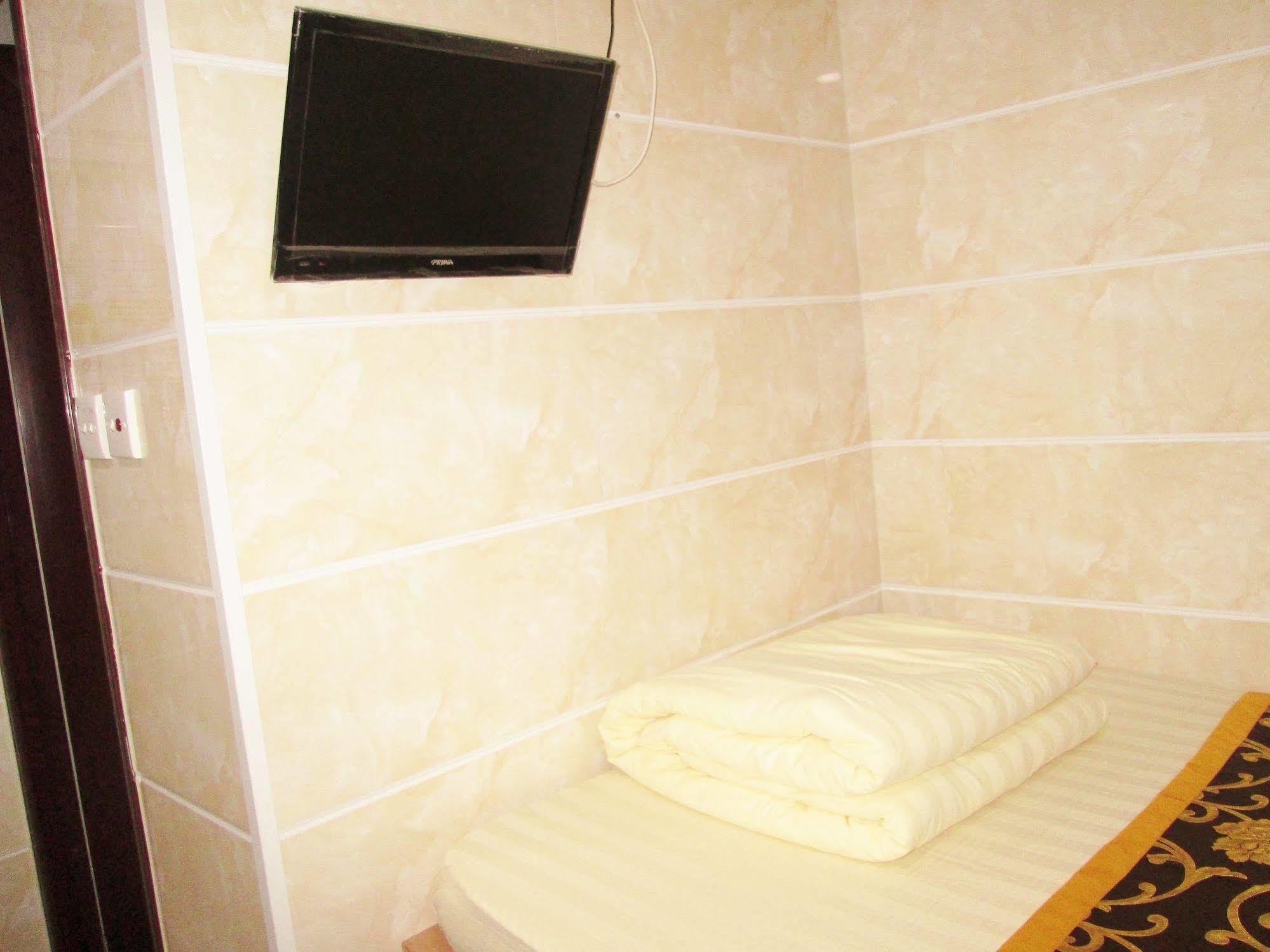 New Reliance Inn Гонконг Екстер'єр фото